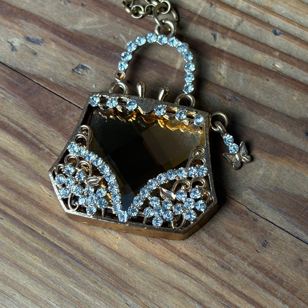 Betsey Johnson Gold Tone Rhinestone Purse Pendant Necklace 28" Adjustable Chain - Picture 2 of 6